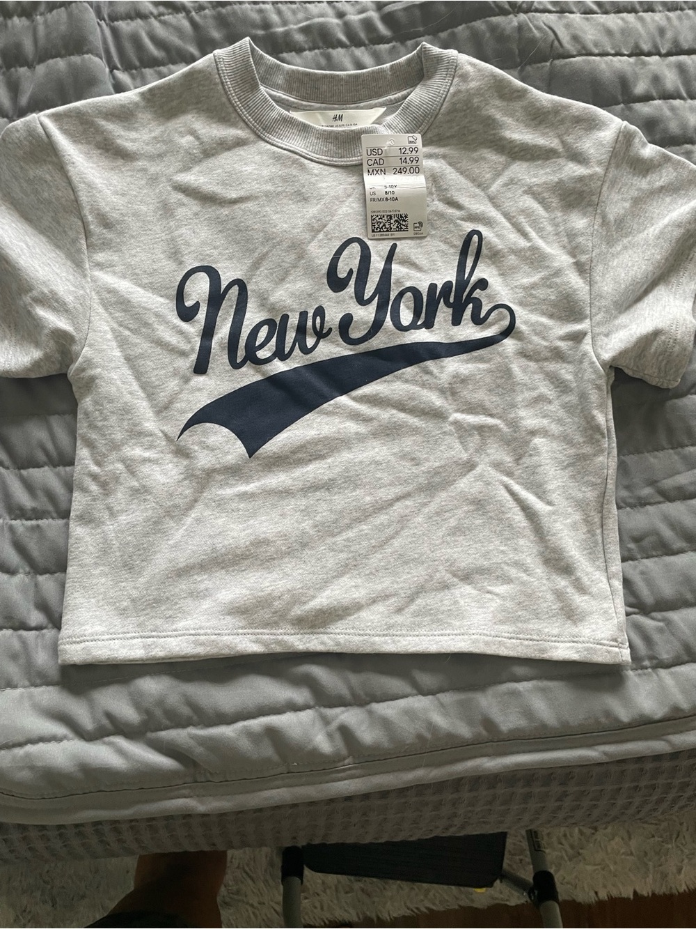 H&M Light Gray Short-Sleeve Tee with Navy "New York" Script